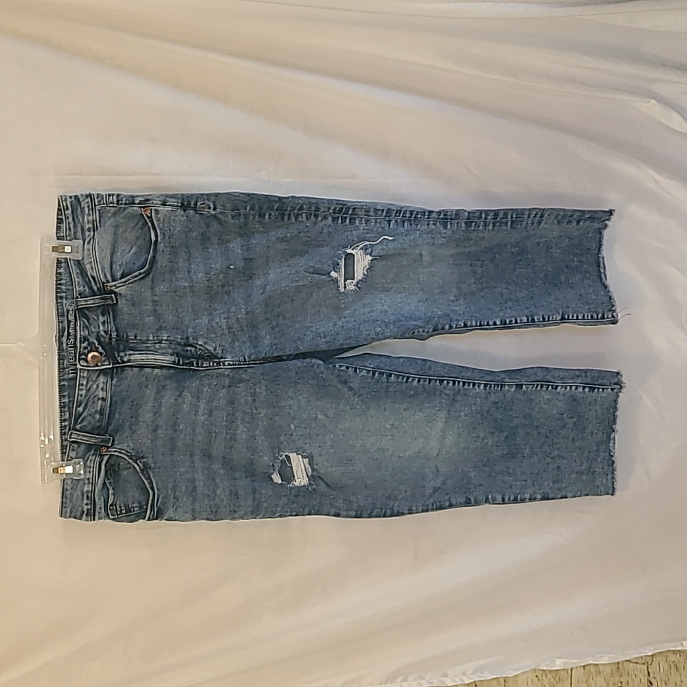 Maurices high waisted curvy Capri size 18W